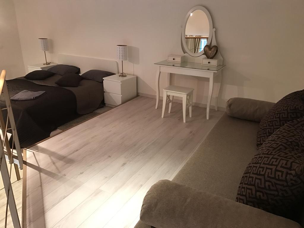 Goldcentral Apartment Gozsdu بودابست المظهر الخارجي الصورة